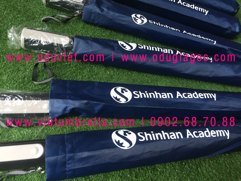 xưởng sản xuất ô dù cầm tay in logo quảng cáo